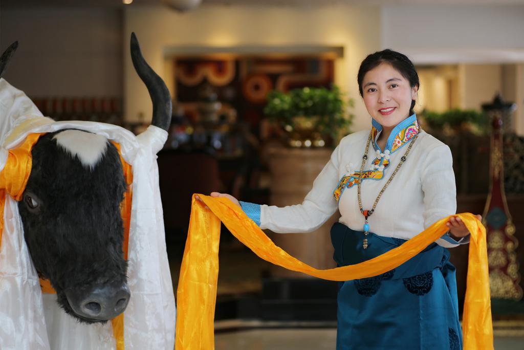 Chengdu Tibetan Hotel-Free Welcome Tibetan Tea מראה חיצוני תמונה